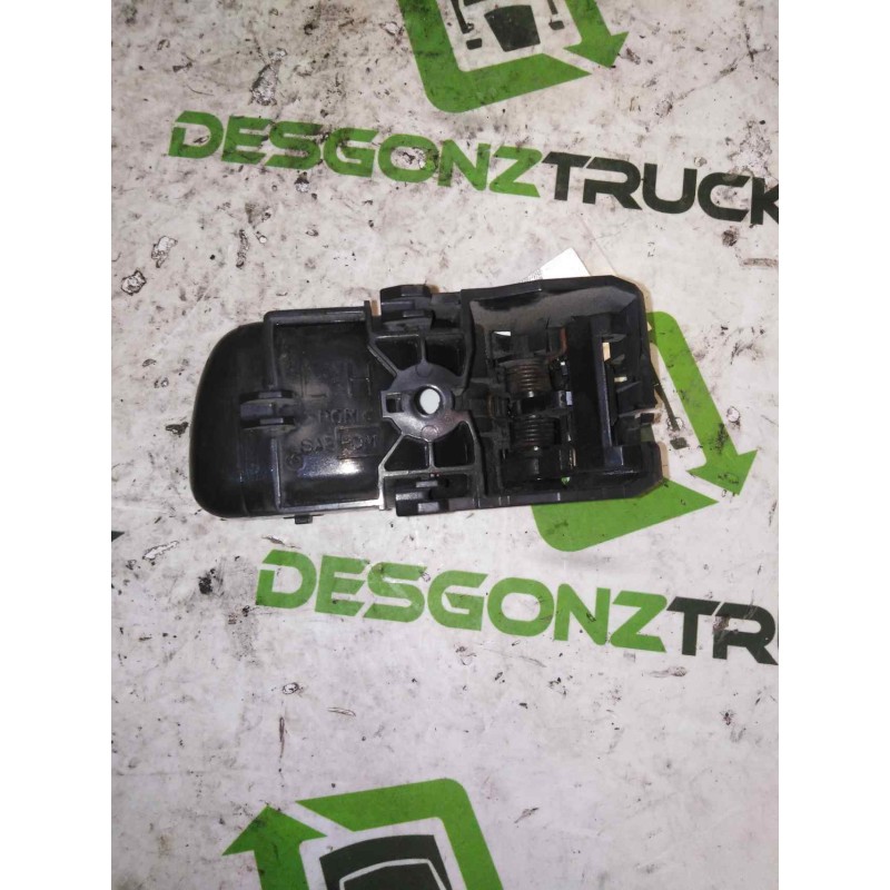 Recambio de maneta interior delantera derecha para renault maxity fg 150.35/45 referencia OEM IAM - Blanco 2