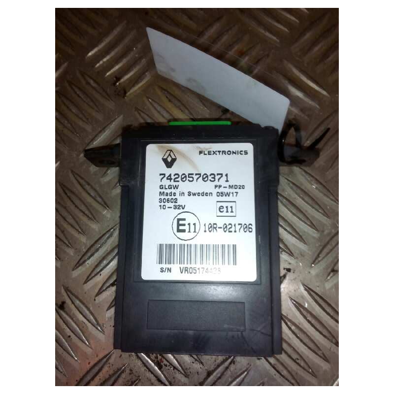 Recambio de modulo electronico para renault magnum ab 2005 cabina adel.tractor semirr. gv  4x2 4xx.18 gran espacio referencia OE - Blanco