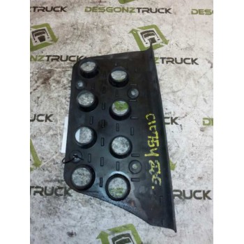 Recambio de huella peldaño para nissan cabstar e cabina simple cabina individual referencia OEM IAM 76151F3900 PARTE IZQUIERDA 