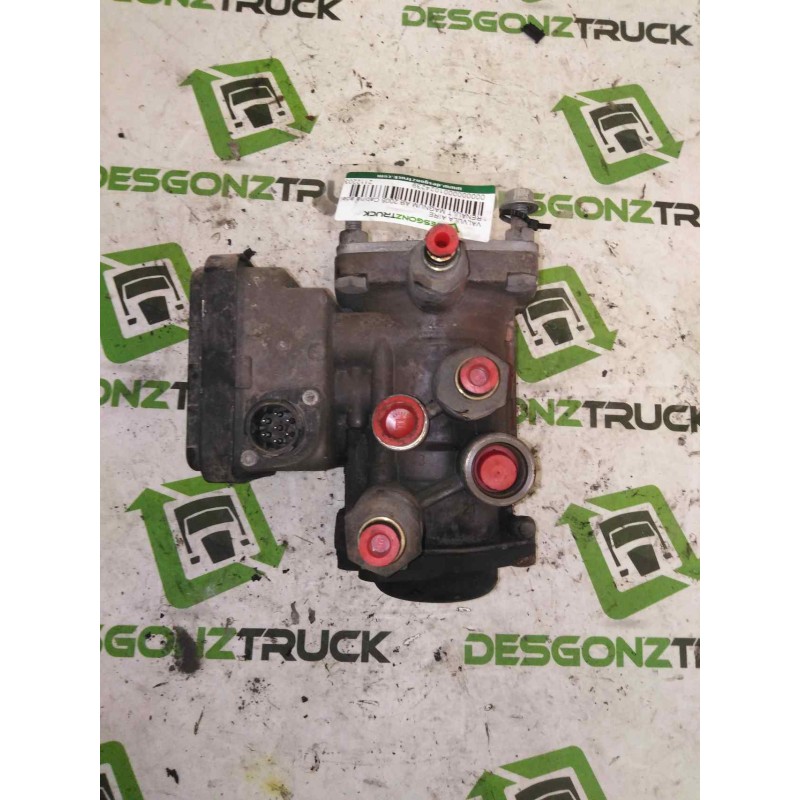 Recambio de valvula aire para renault magnum ab 2005 cabina adel.tractor semirr. 4x2 4xx.18 gran espacio referencia OEM IAM 2112 - Blanco
