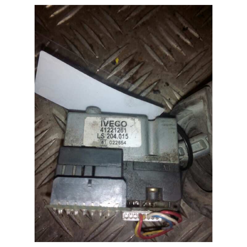 Recambio de mando velocidad de crucero para iveco stralis (as) fsa t/fp lt 4x2 gran espacio referencia OEM IAM 41221261 2