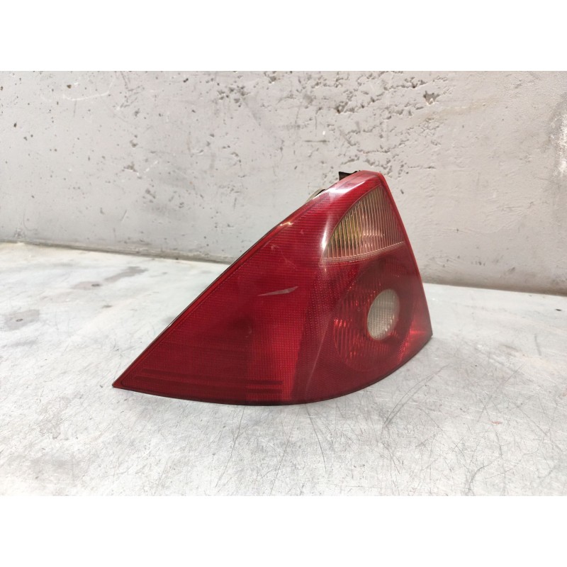 Recambio de piloto trasero izquierdo para ford mondeo berlina (ge) ambiente referencia OEM IAM - Azul 3