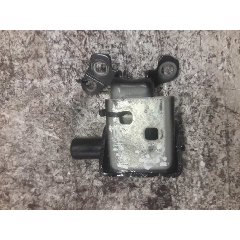 Recambio de bisagra delantera izquierda para renault clio iii 20 aniversario referencia OEM IAM 223471G  