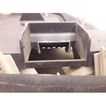 Recambio de piloto trasero derecho para ford fiesta berlina básico referencia OEM IAM 96FG13N004AA  