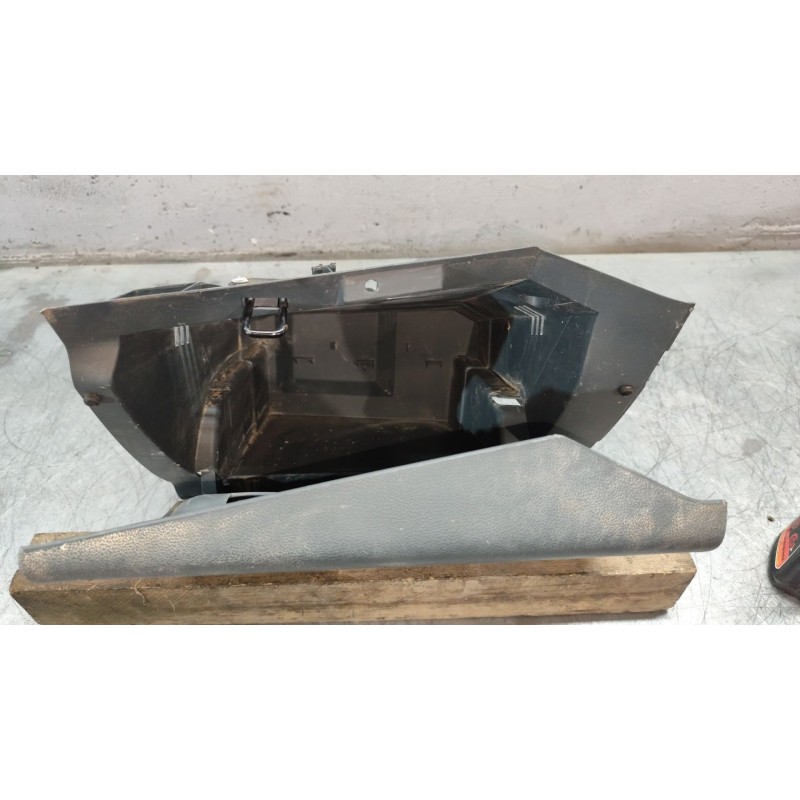 Recambio de guantera para ford c-max 1.6 tdci cat referencia OEM IAM AM51R06044 - Blanco 2