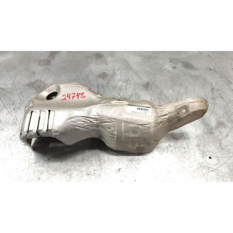Recambio de embellecedor para ford ecosport 1.0 ecoboost referencia OEM IAM CM519N454AE  