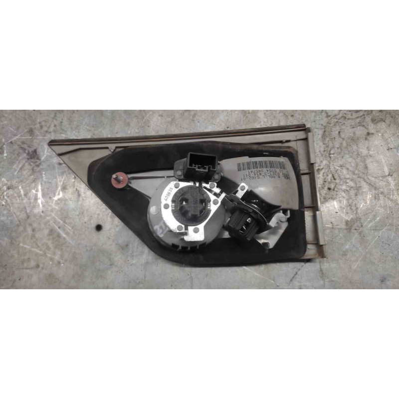 Recambio de piloto trasero izquierdo interior para bmw x3 (e83) 3.0d referencia OEM IAM - Negro 2