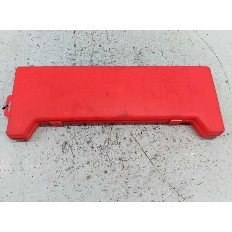 Recambio de triangulo emergencias para citroën xantia berlina 1.9 td sx referencia OEM IAM 3