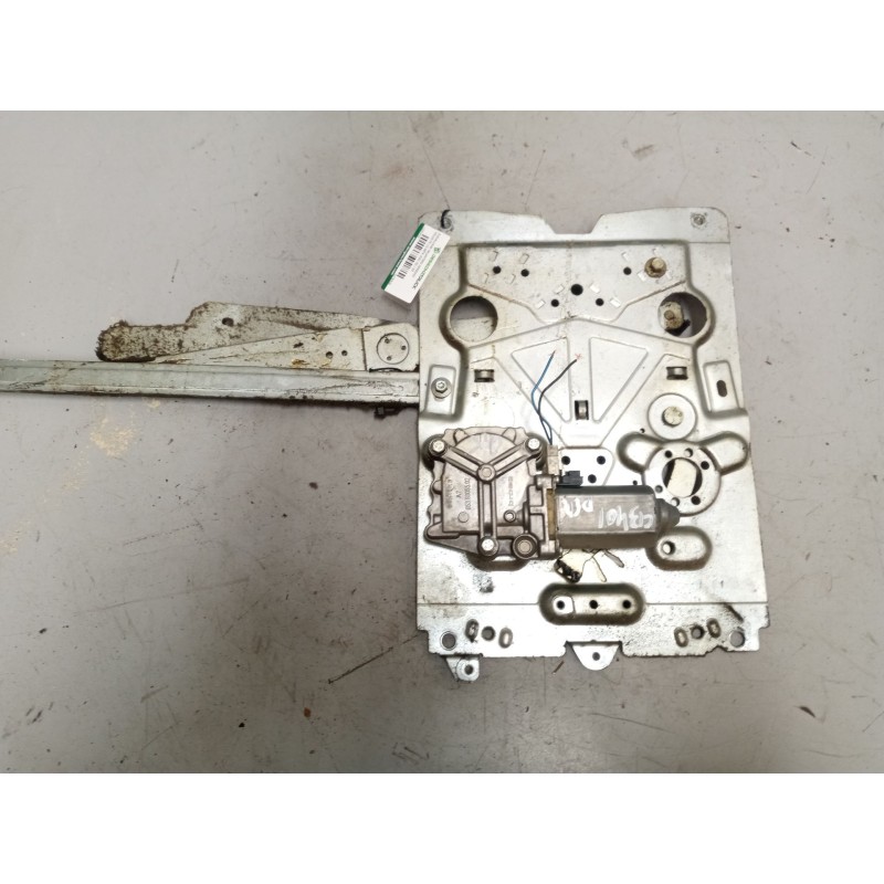 Recambio de elevalunas delantero derecho para volvo fh 12 asta 2001 e2 / e3 12.1 diesel (d12d460) referencia OEM IAM 3176536