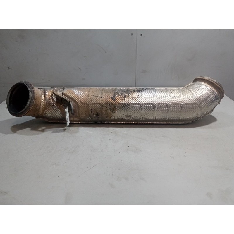 Recambio de tubo escape central para daf serie xf106 referencia OEM IAM 1883355  