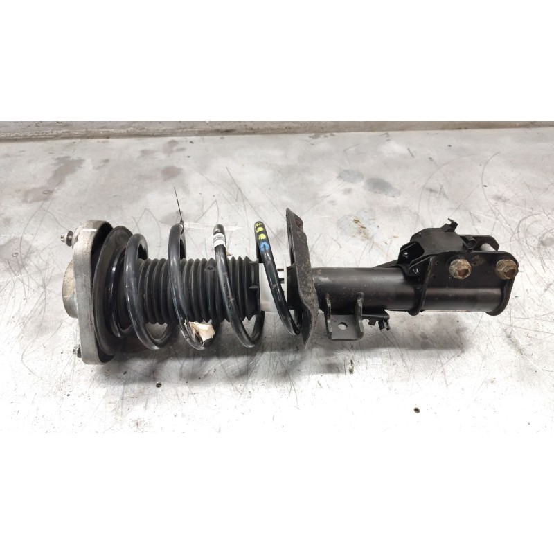 Recambio de amortiguador delantero derecho para mercedes-benz clase e (w212) familiar referencia OEM IAM A2123207913  