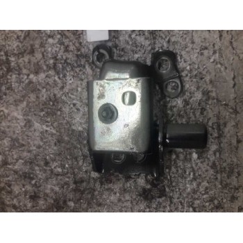 Recambio de bisagra delantera derecha para renault clio iii 20 aniversario referencia OEM IAM 305763E  