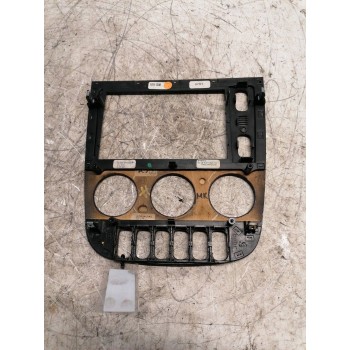 Recambio de guarnecido radio para mercedes-benz clase m (w163) 400 cdi (163.128) referencia OEM IAM   