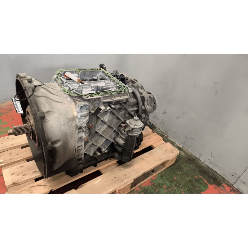 Recambio de caja cambios para renault magnum ab 2005 12.8 diesel referencia OEM IAM AT2612D 3190589 1100085802