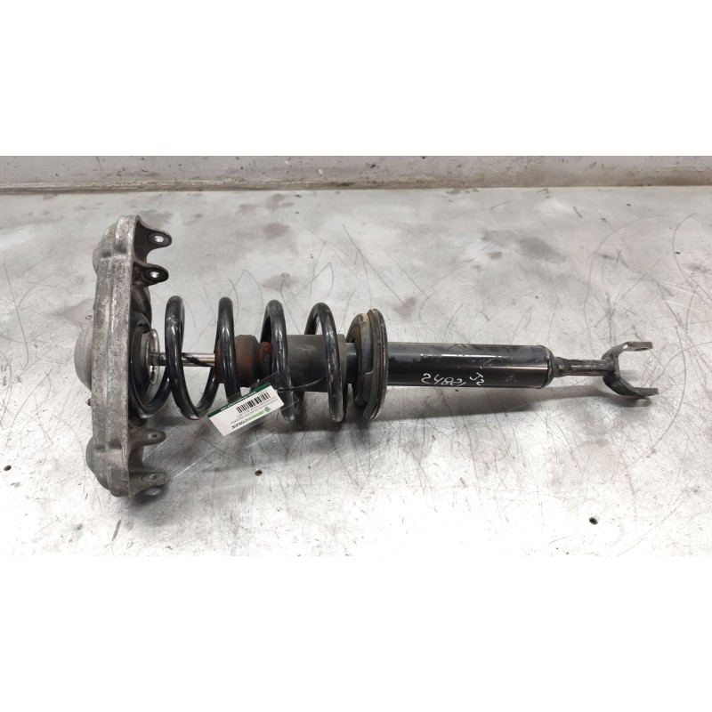 Recambio de amortiguador delantero izquierdo para volkswagen passat b5.5 (3b3) 1.9 tdi referencia OEM IAM   