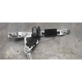 ELEVALUNAS TRASERO DERECHO 440726F 6 PINS 
