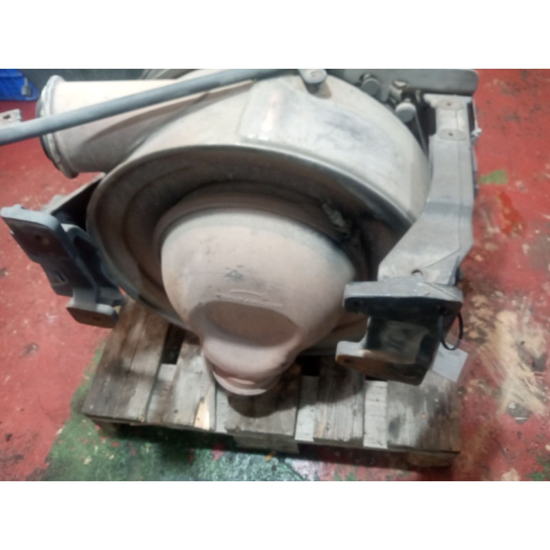 Recambio de catalizador para scania serie p/g/r (c-clase) 15.6 diesel referencia OEM IAM 1944879 2