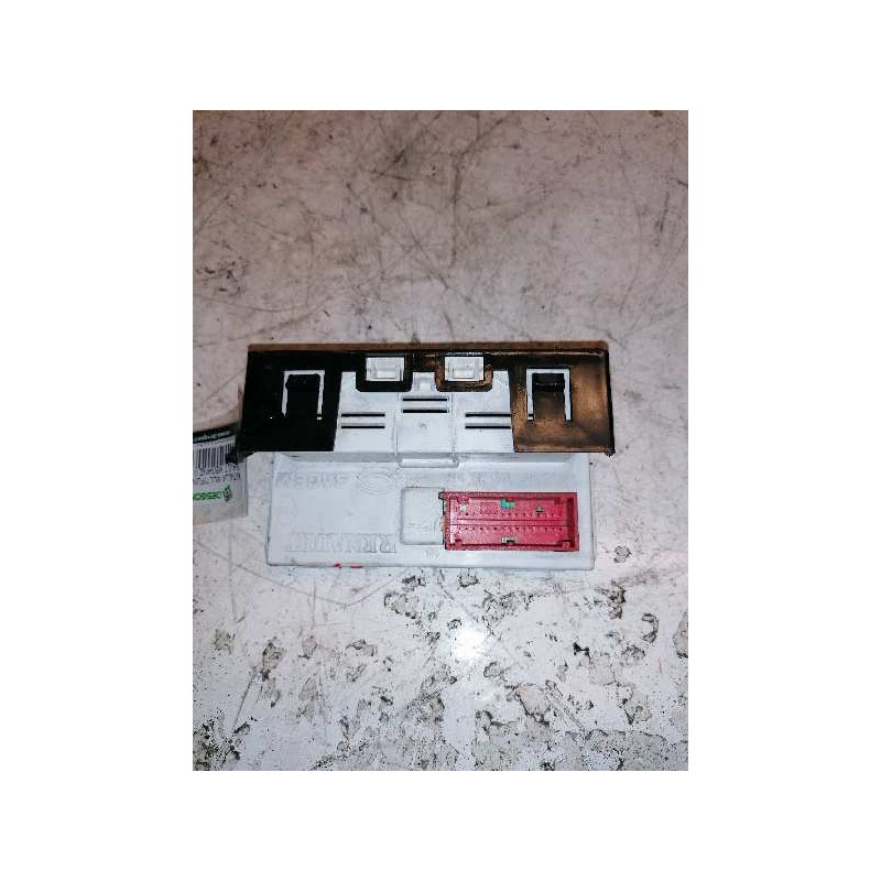Recambio de pantalla multifuncion para renault megane ii berlina 5p business referencia OEM IAM 8200107839 216676711 - Azul 2