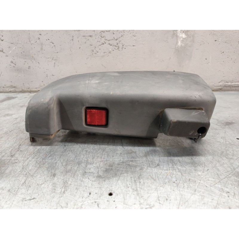 Recambio de puntera paragolpes trasera izquierda para peugeot boxer furgoneta 2.0 bluehdi 130 referencia OEM IAM 1305762070  