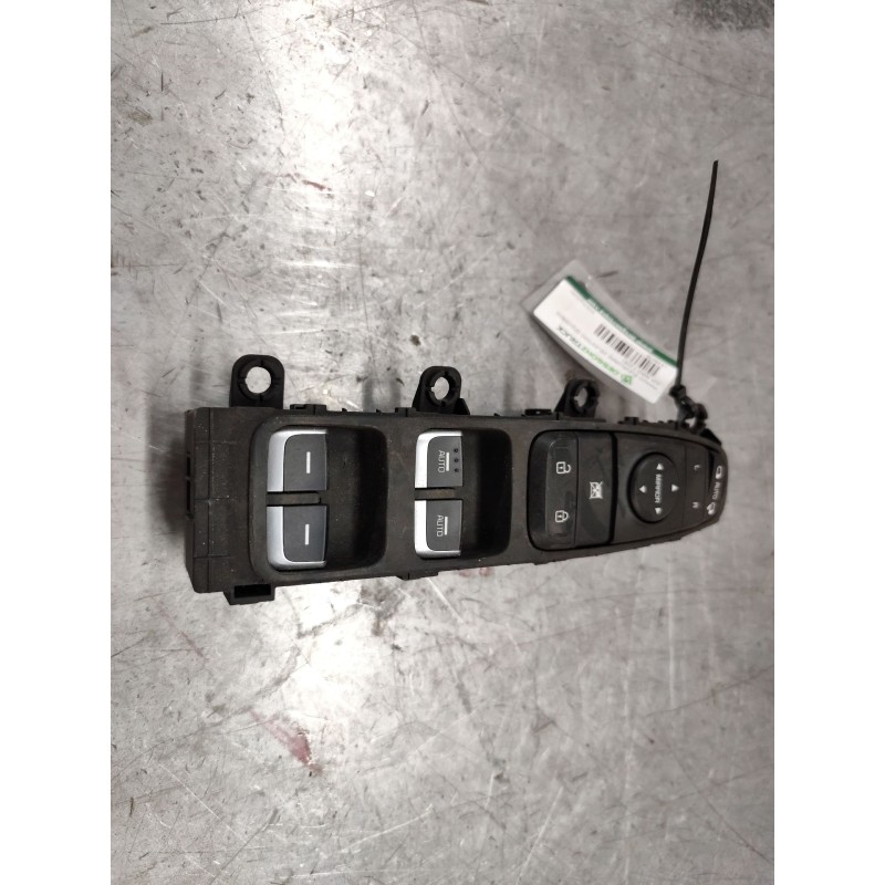 Recambio de mando elevalunas delantero izquierdo para kia niro i (de) e-niro referencia OEM IAM 93570g5240  