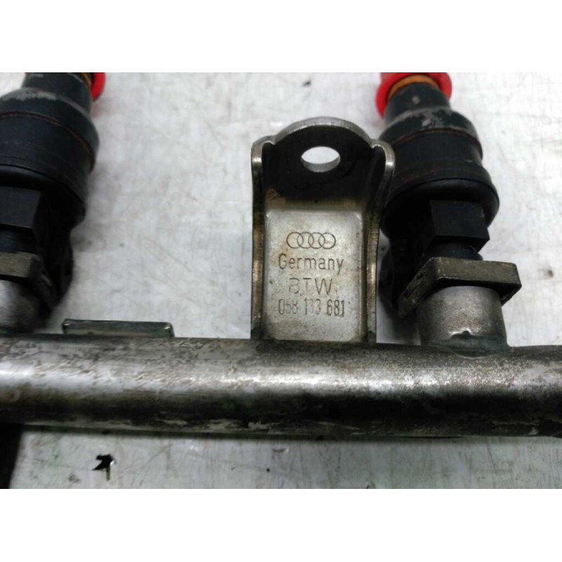 Recambio de rampa inyectora para audi a4 avant (b5) 1.8 referencia OEM IAM 058133681 3