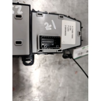 Recambio de mando elevalunas delantero izquierdo para kia niro i (de) e-niro referencia OEM IAM 93570g5240  