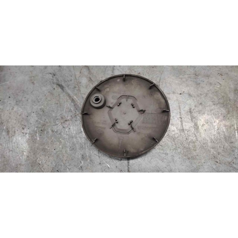 Recambio de tapacubos para renault scenic ii 1.9 dci diesel referencia OEM IAM 8200134774 2