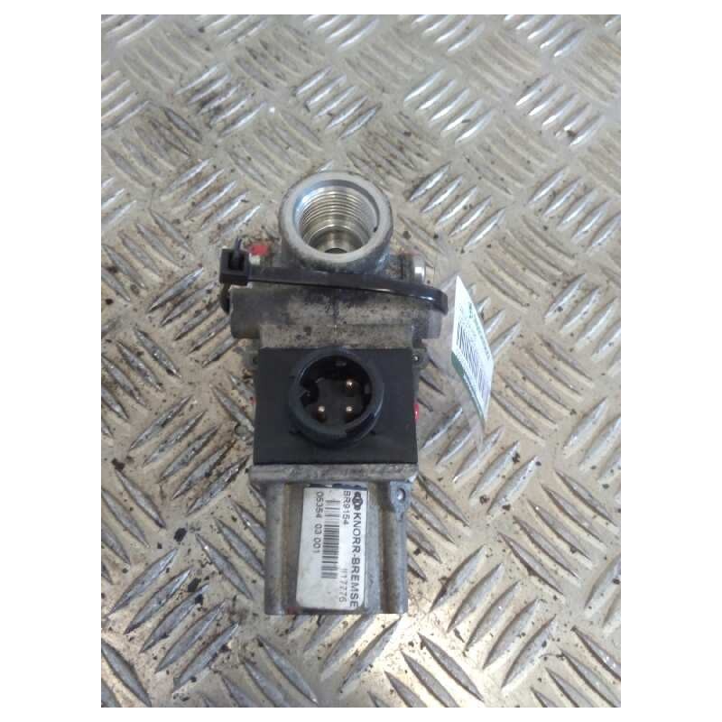 Recambio de valvula aire para iveco eurocargo tector 5.9 diesel referencia OEM IAM BR9154  ELECTRO VALVULA EBS