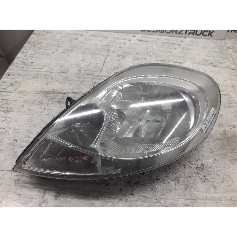 Recambio de faro izquierdo para renault trafic combi (ab 4.01) 6 - plazas, acristalado parcial 2,9t combi corto referencia OEM I - Blanco