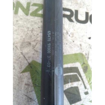 Recambio de bombin calandra para nissan trucks atleon 120 referencia OEM IAM 654709X000  