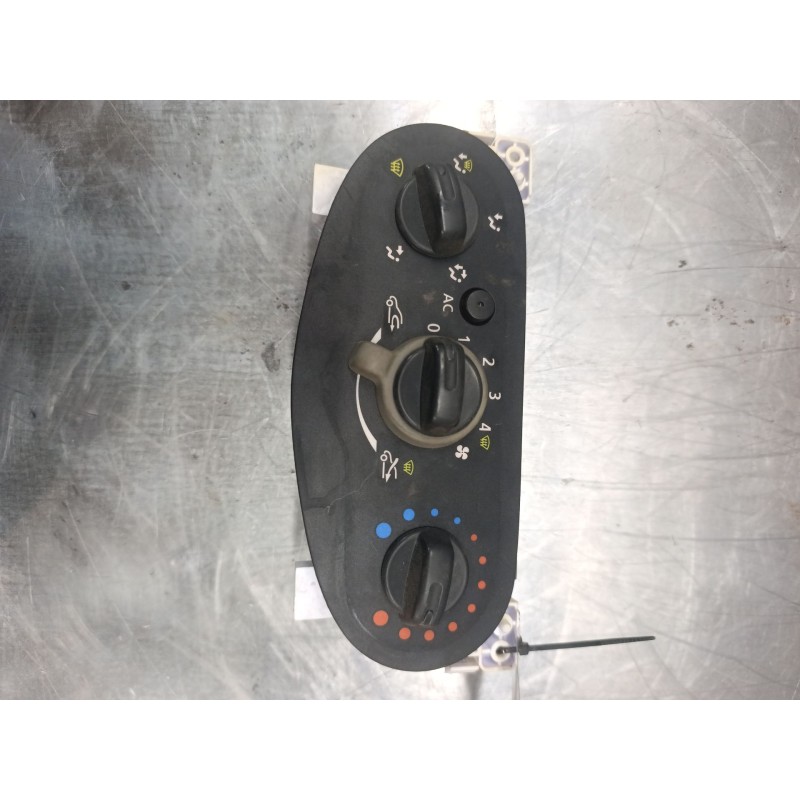 Recambio de mando calefaccion / aire acondicionado para dacia duster ambiance 4x2 referencia OEM IAM 1001639  