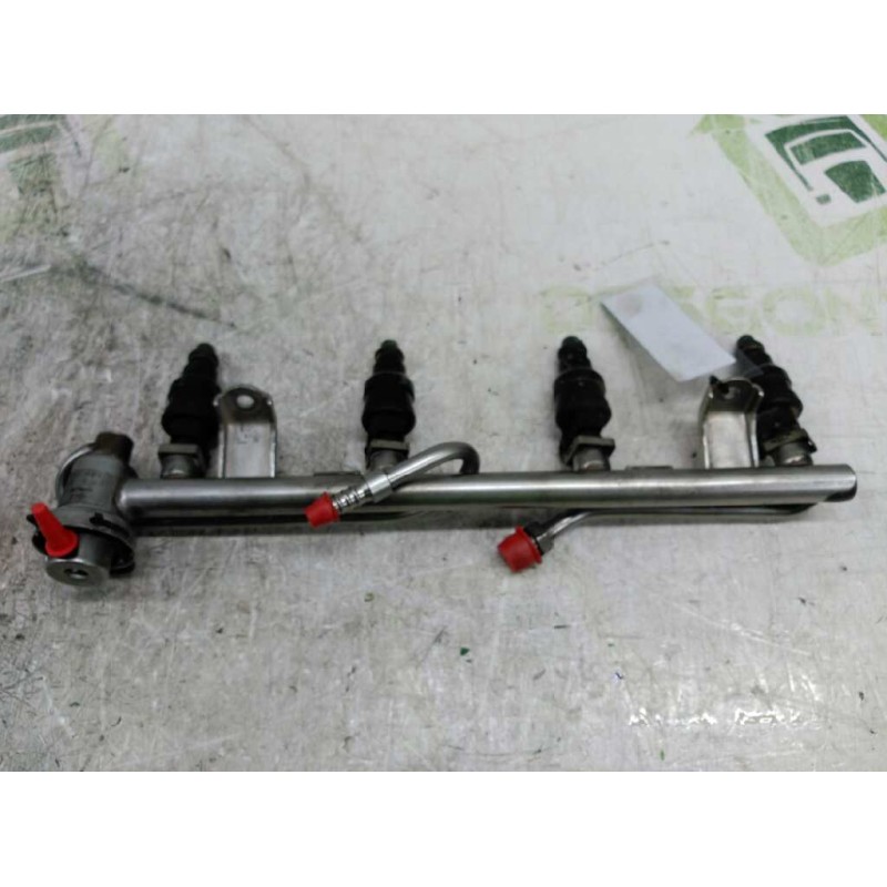 Recambio de rampa inyectora para volkswagen passat berlina (3b2) comfortline referencia OEM IAM 058133681 2