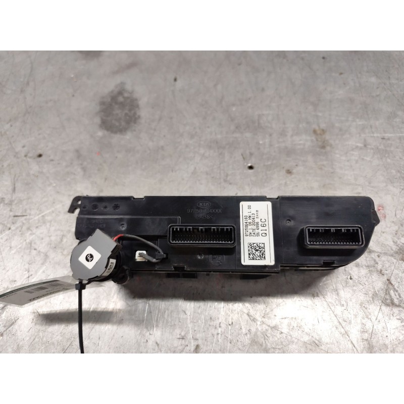 Recambio de mando climatizador para kia niro i (de) e-niro referencia OEM IAM 97250Q4160 - Blanco 3