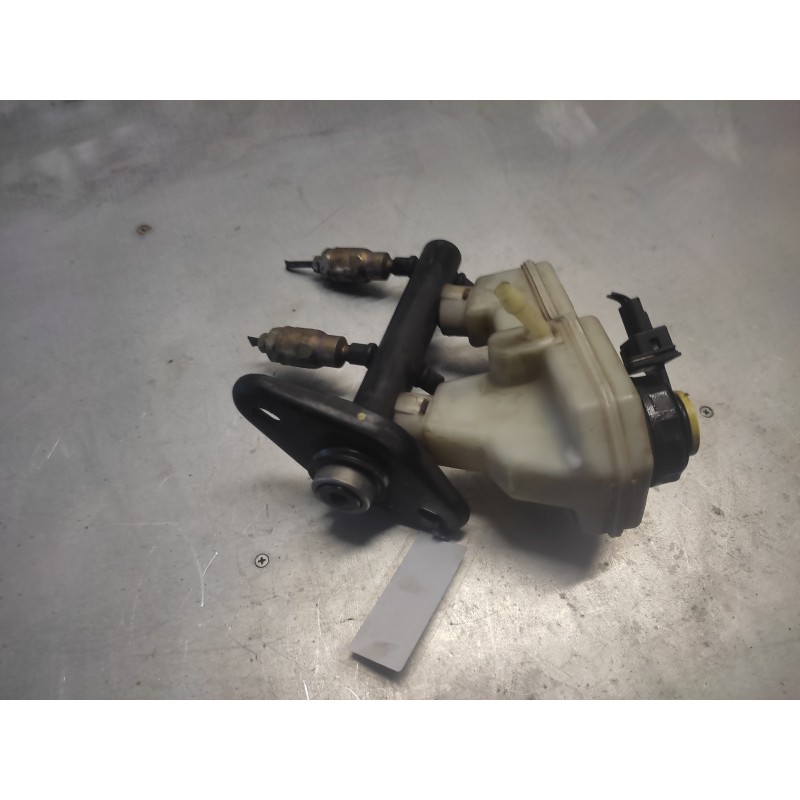 Recambio de bomba freno para ford fiesta berlina básico referencia OEM IAM - Verde 3