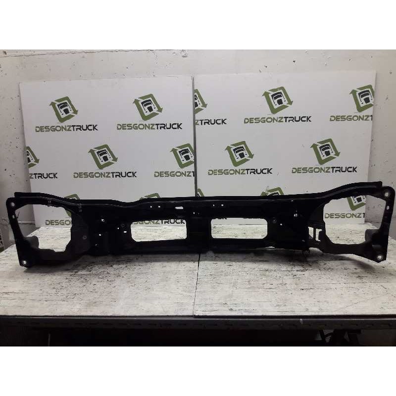 Recambio de panel frontal para renault trafic combi (ab 4.01) 6 - plazas, acristalado parcial 2,9t combi corto referencia OEM IA - Blanco 5