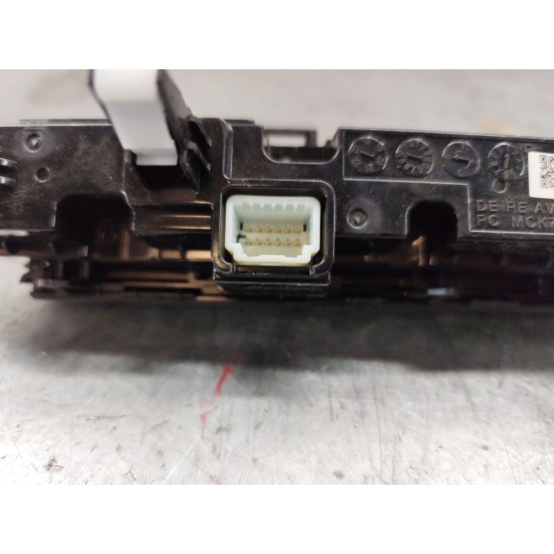 Recambio de mando multifuncion para kia niro i (de) e-niro referencia OEM IAM AGL76773502 - Blanco 2
