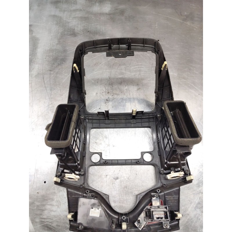 Recambio de rejilla aireadora para hyundai i30 (fd) 1.4 referencia OEM IAM 974202L000 2