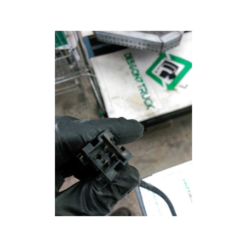 Recambio de motor limpia trasero para mercedes-benz vito (w638) combi 110 cdi (638.194) referencia OEM IAM  DERECHO - Blanco 2