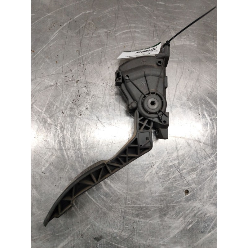 Recambio de pedal acelerador para dacia duster ambiance 4x2 referencia OEM IAM 8200386506D  