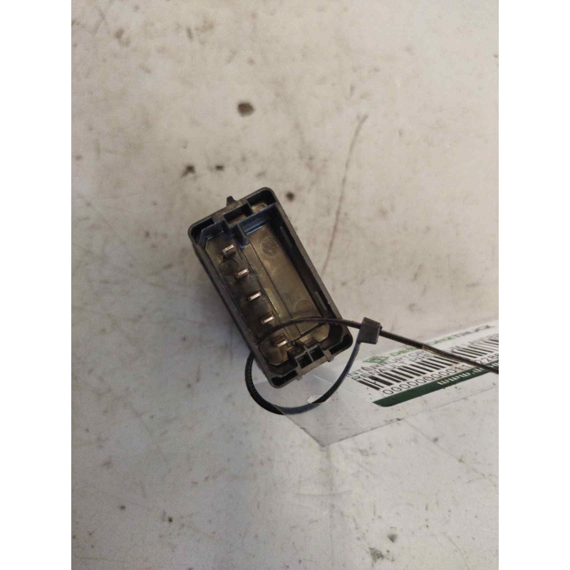 Recambio de interruptor para renault premium lander 10.8 diesel referencia OEM IAM 5010589830 - Verde 2