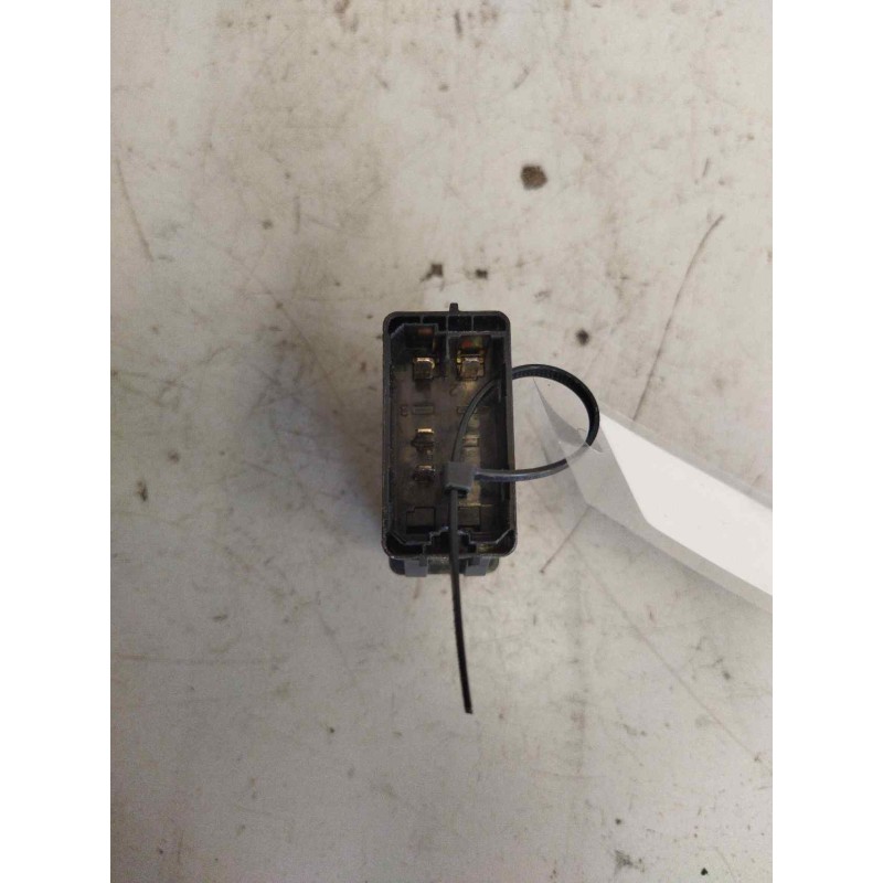 Recambio de interruptor para renault premium lander 10.8 diesel referencia OEM IAM 5010589822 - Verde 2