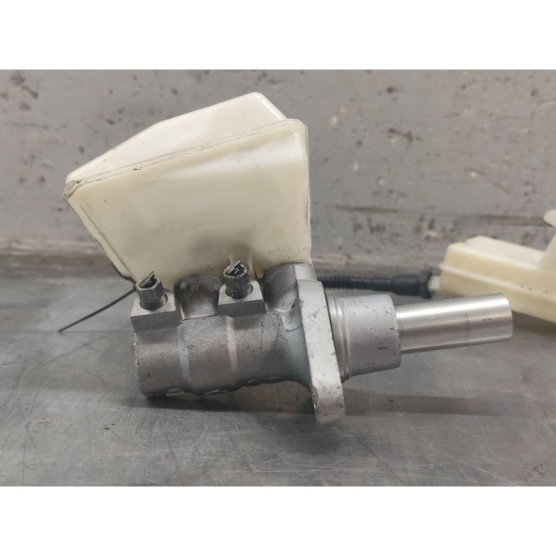 Recambio de bomba freno para peugeot 5008 referencia OEM IAM 4