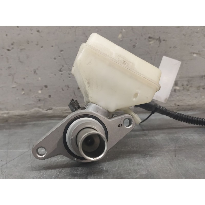 Recambio de bomba freno para peugeot 5008 referencia OEM IAM 5
