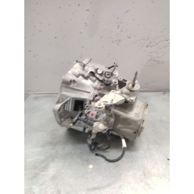 Recambio de caja cambios para peugeot 5008 referencia OEM IAM 20EA54 2