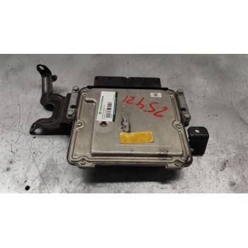 Recambio de centralita motor uce para hyundai i30 (gd) 1.6 crdi referencia OEM IAM 0281031578  