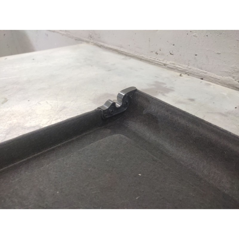 Recambio de bandeja trasera para skoda rapid ambition referencia OEM IAM - Blanco 3