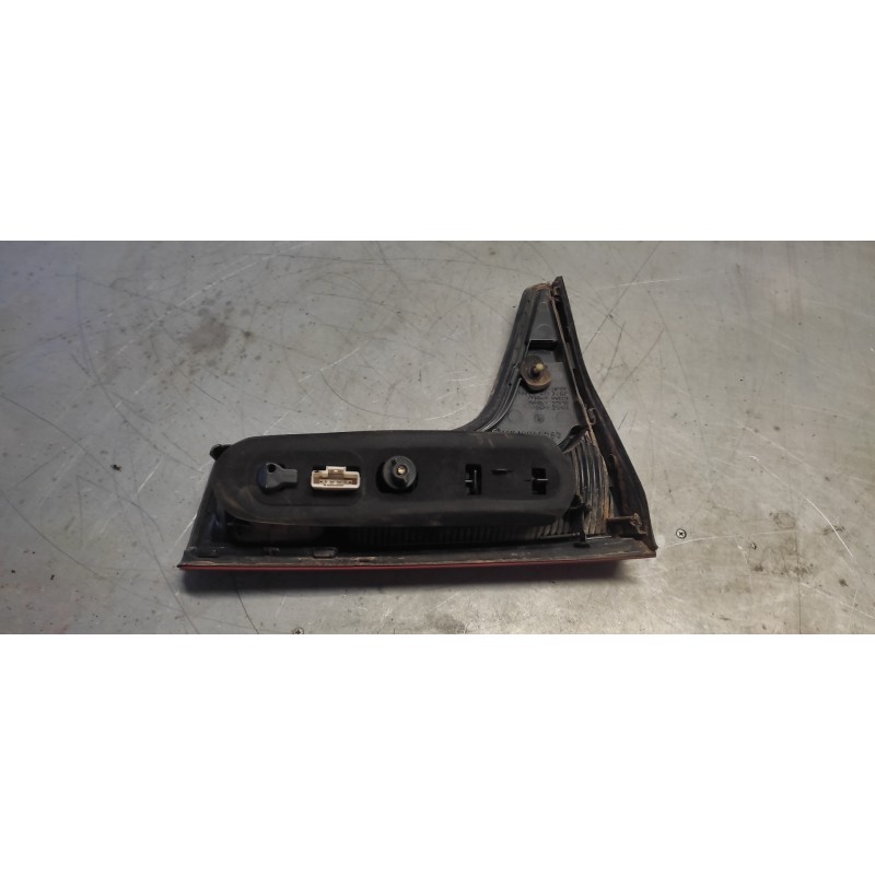 Recambio de piloto trasero derecho interior para citroën c5 berlina referencia OEM IAM   4 PINS 2