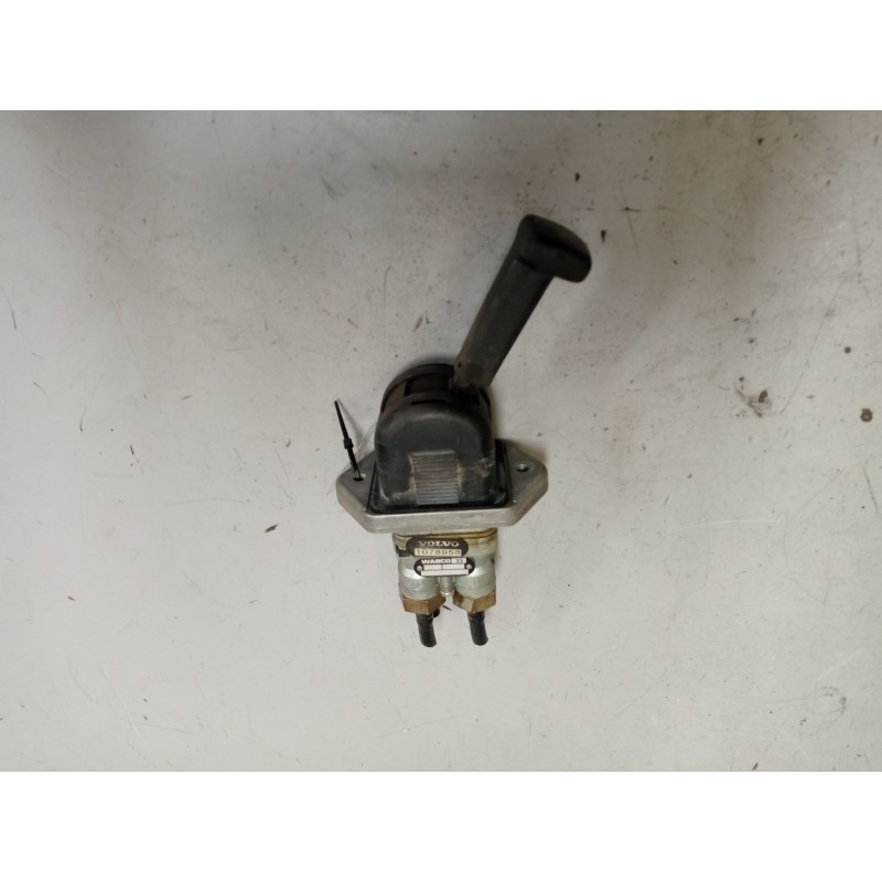 Recambio de palanca freno de mano para volvo fh 12 asta 2001 e2 / e3 12.1 diesel (d12d460) referencia OEM IAM 1078958  961723215