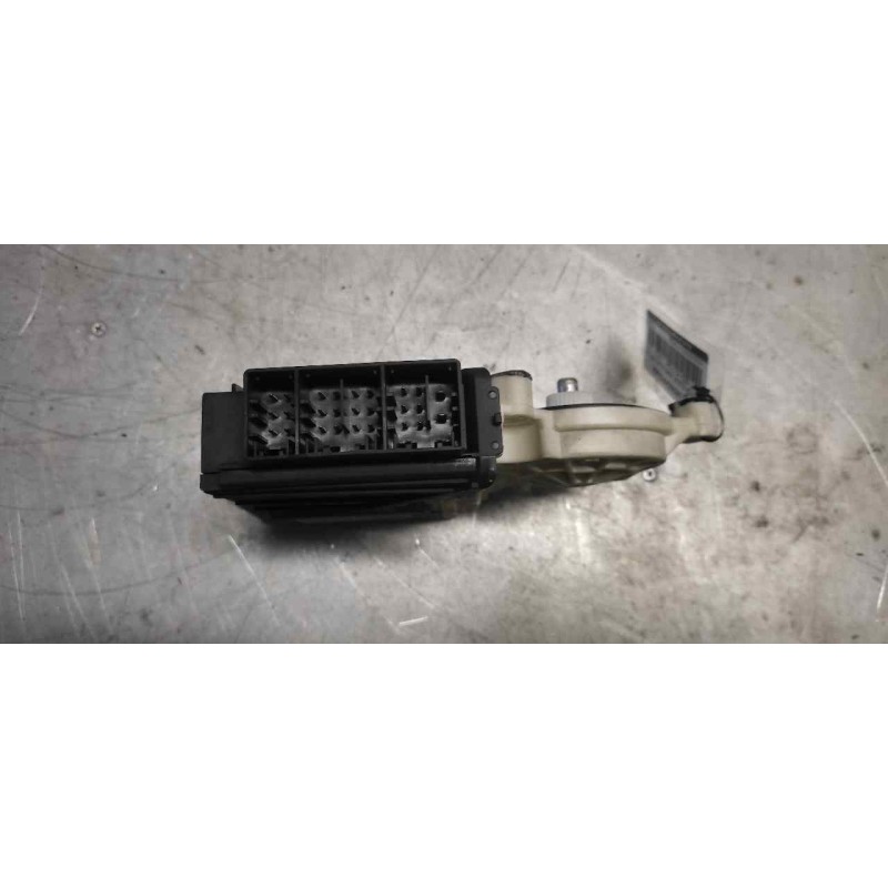Recambio de motor elevalunas delantero derecho para seat ibiza (6l1) cool referencia OEM IAM 6Q2959801A 990125100 - Verde 2