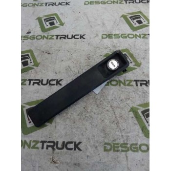 Recambio de maneta exterior delantera izquierda para man trucks f 2000 18.273 a 19.364 19.233 fc cng (231cv) referencia OEM IAM 